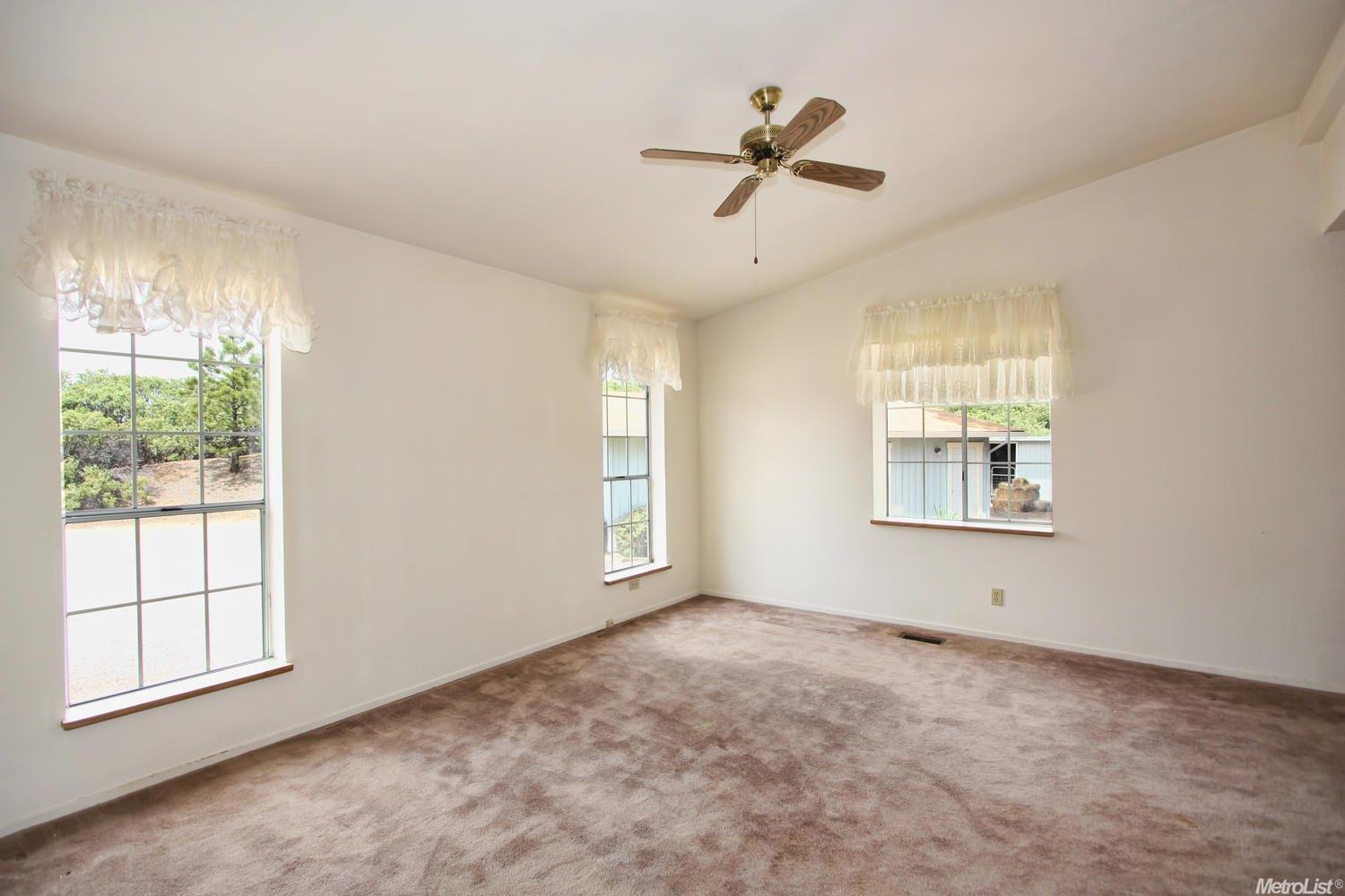 16919 Aubrey Ln, Jackson, CA 95642 photo 12