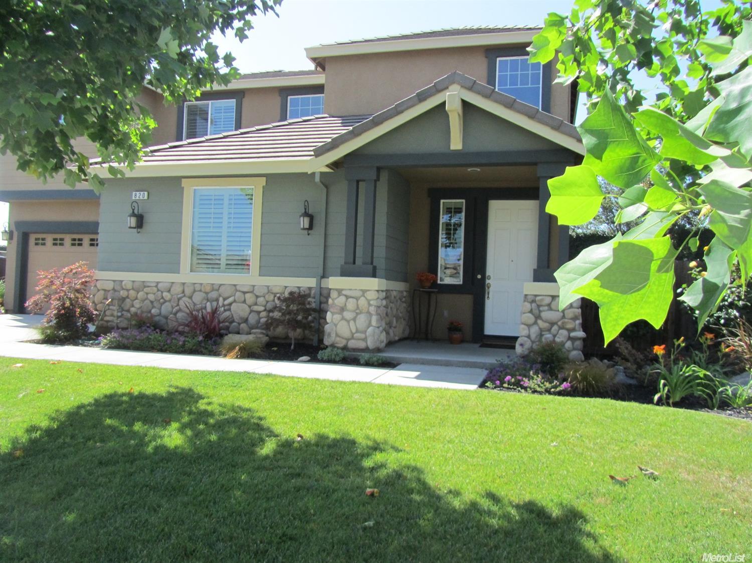 820 Sebastian Ln, Manteca, CA 95336 photo 2