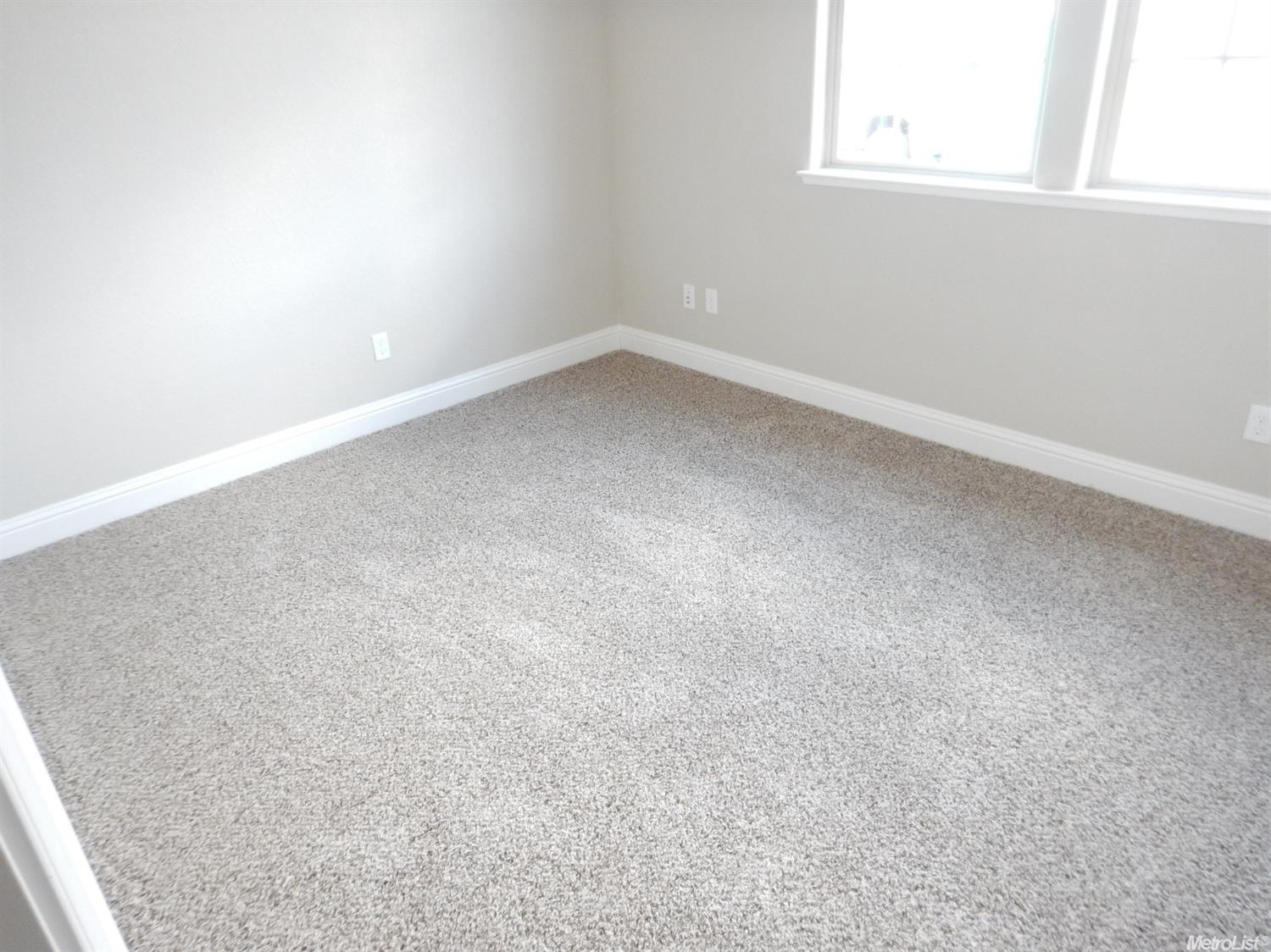 1258 Maxim Dr, Ceres, CA 95307 photo 3