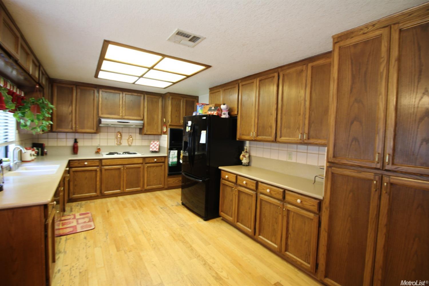 1236 Stonum Ln, Manteca, CA 95337 photo 7