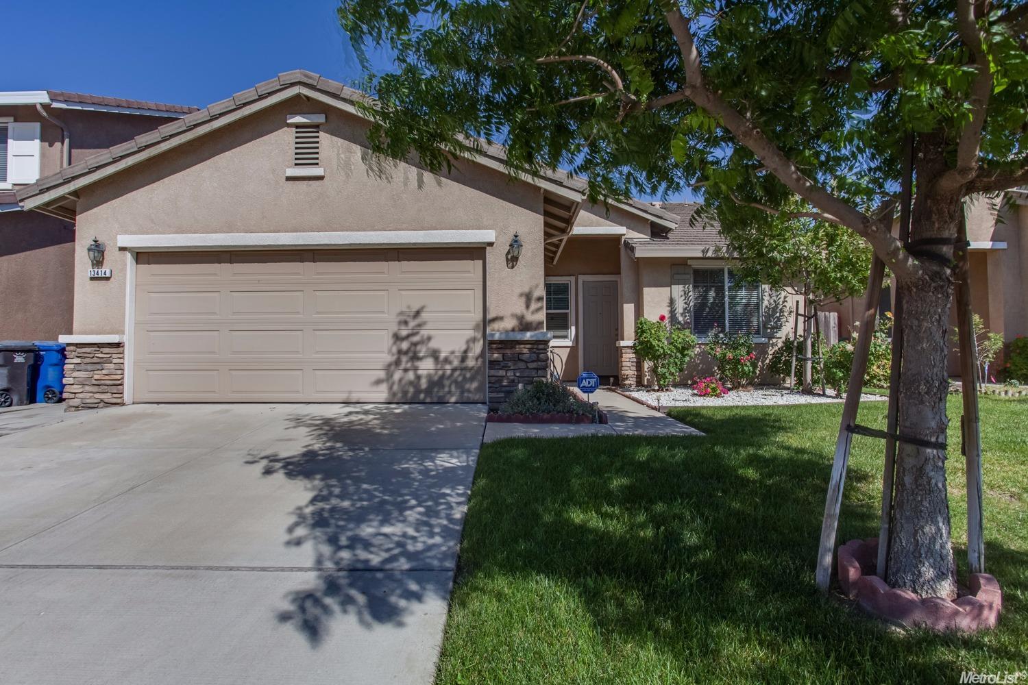13414 Pipestone St, Lathrop, CA 95330 photo 2