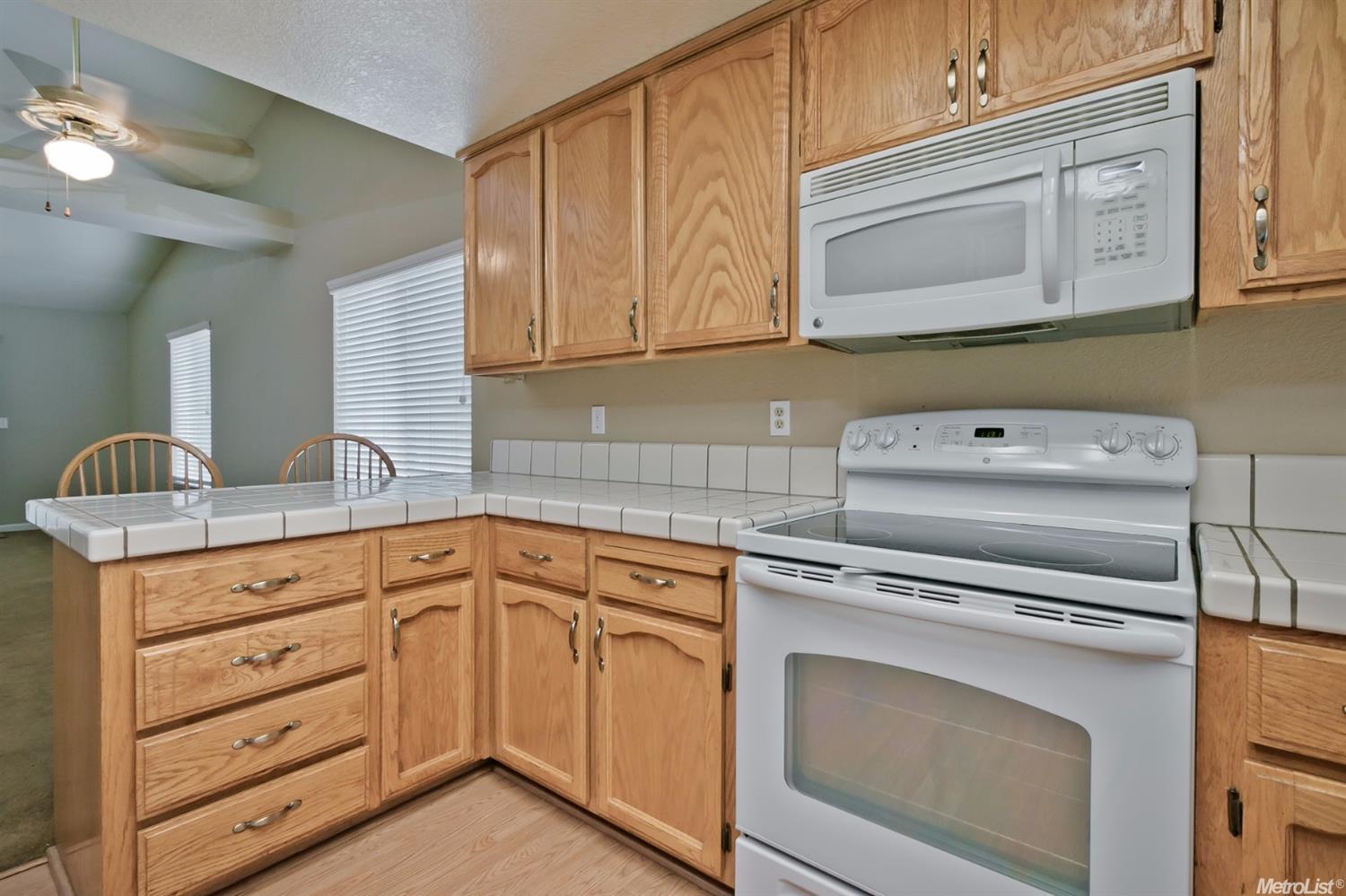 1005 Jayhawk Way, Modesto, CA 95358 photo 8