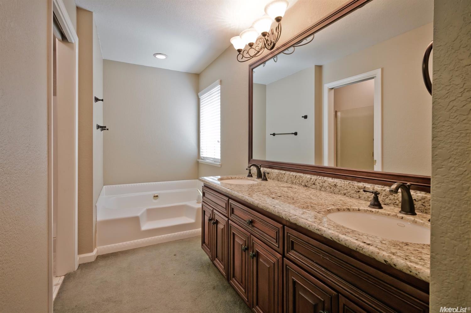 1005 Jayhawk Way, Modesto, CA 95358 photo 21