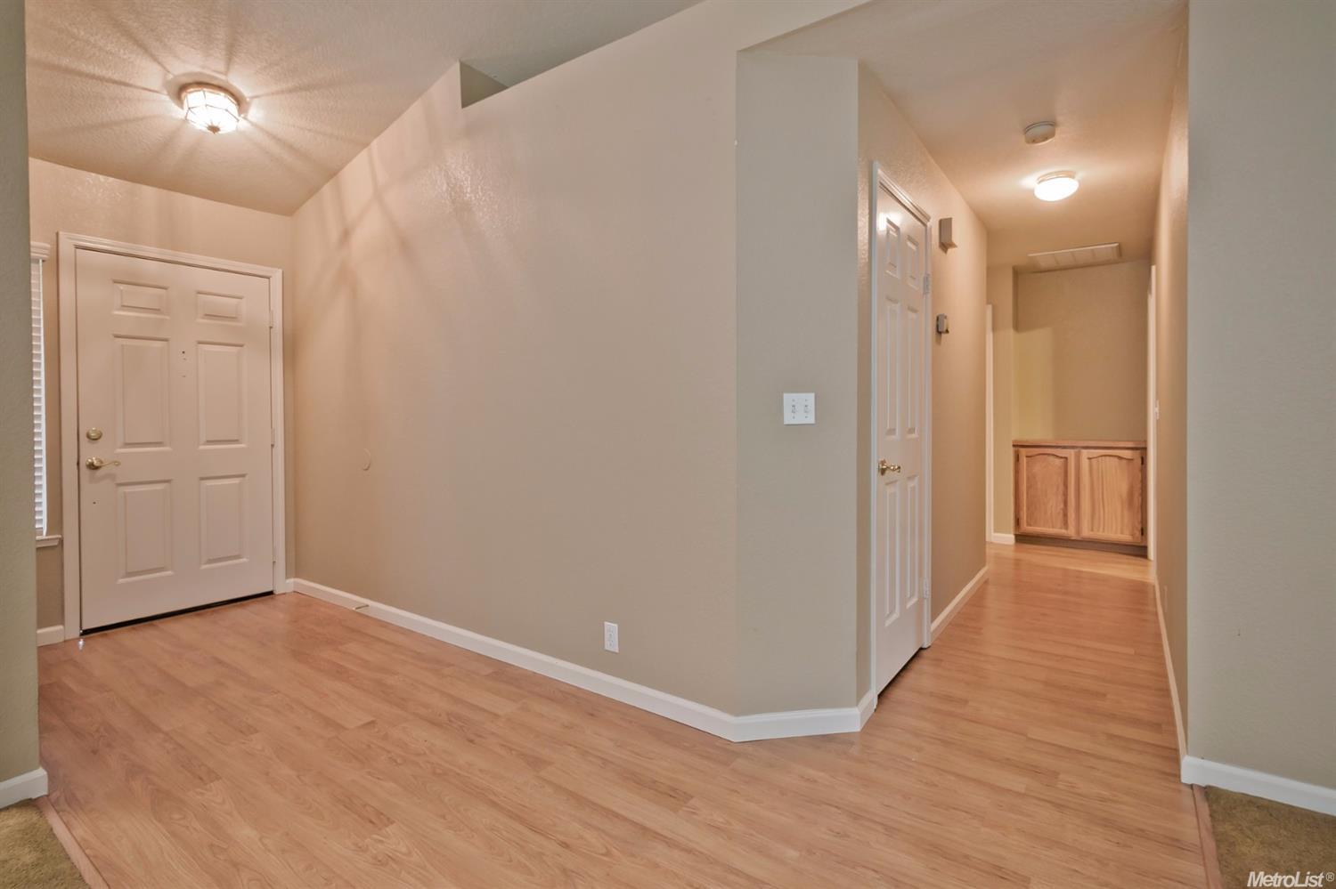 1005 Jayhawk Way, Modesto, CA 95358 photo 4