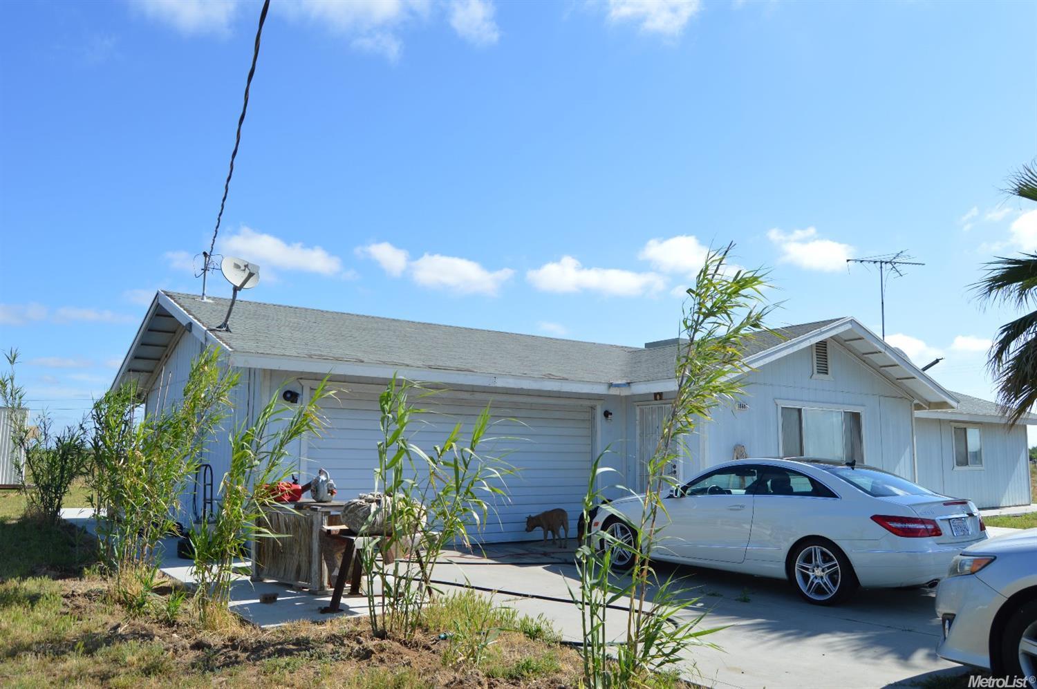 Undisclosed, Madera, CA 93637 photo 1