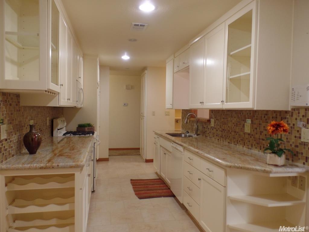 1621 Montecito Ave, Modesto, CA 95355 photo 10