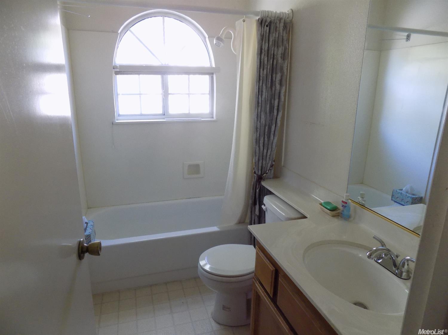3804 Olivebranch Ln, Carmichael, CA 95608 photo 11
