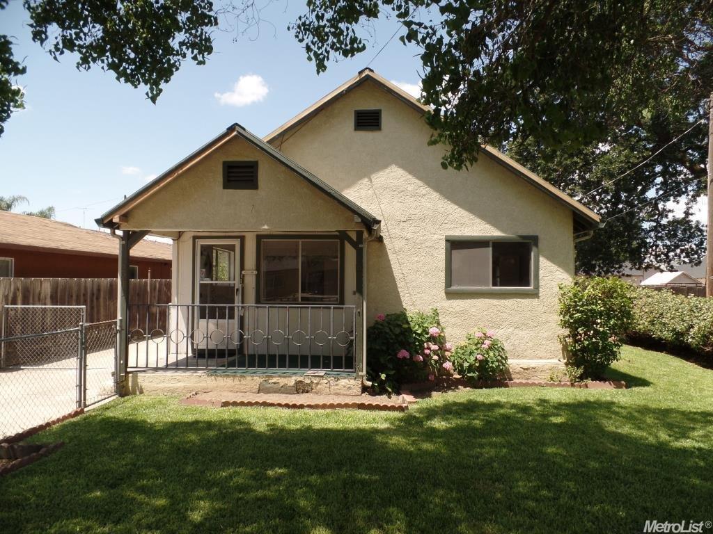 2213 4th St, Hughson, CA 95326 photo 2