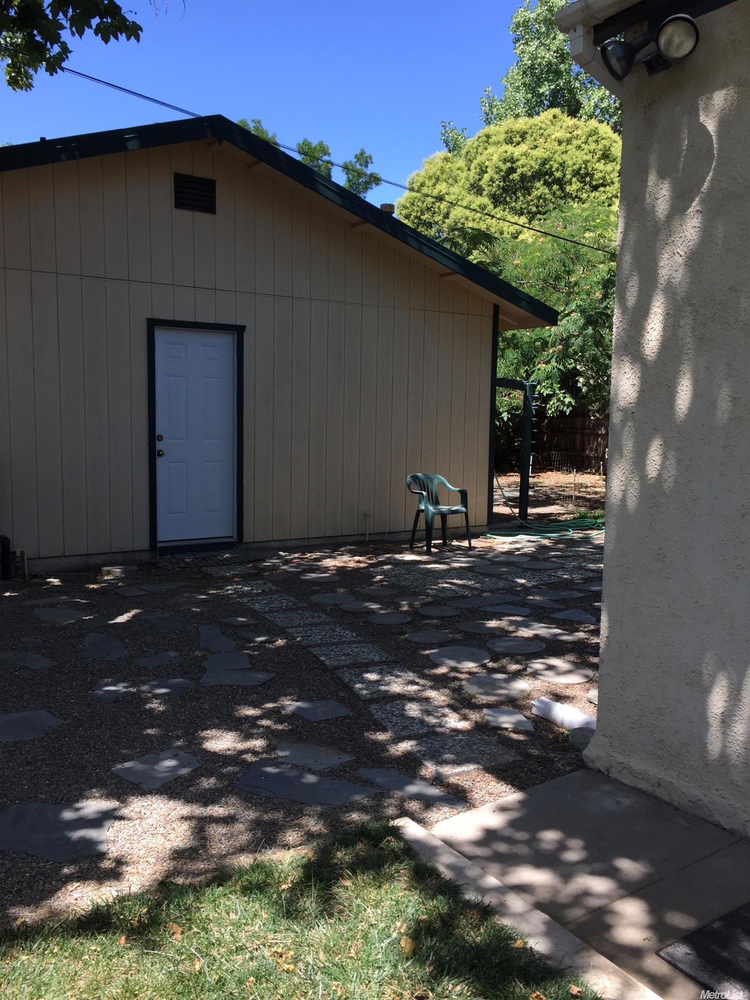 325 J St, Patterson, CA 95363 photo 19