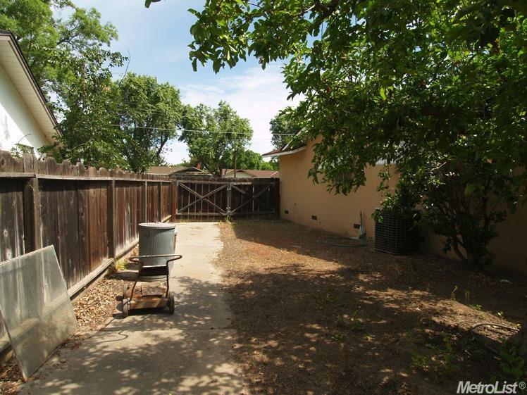 1508 Crestview Dr, Modesto, CA 95355 photo 21