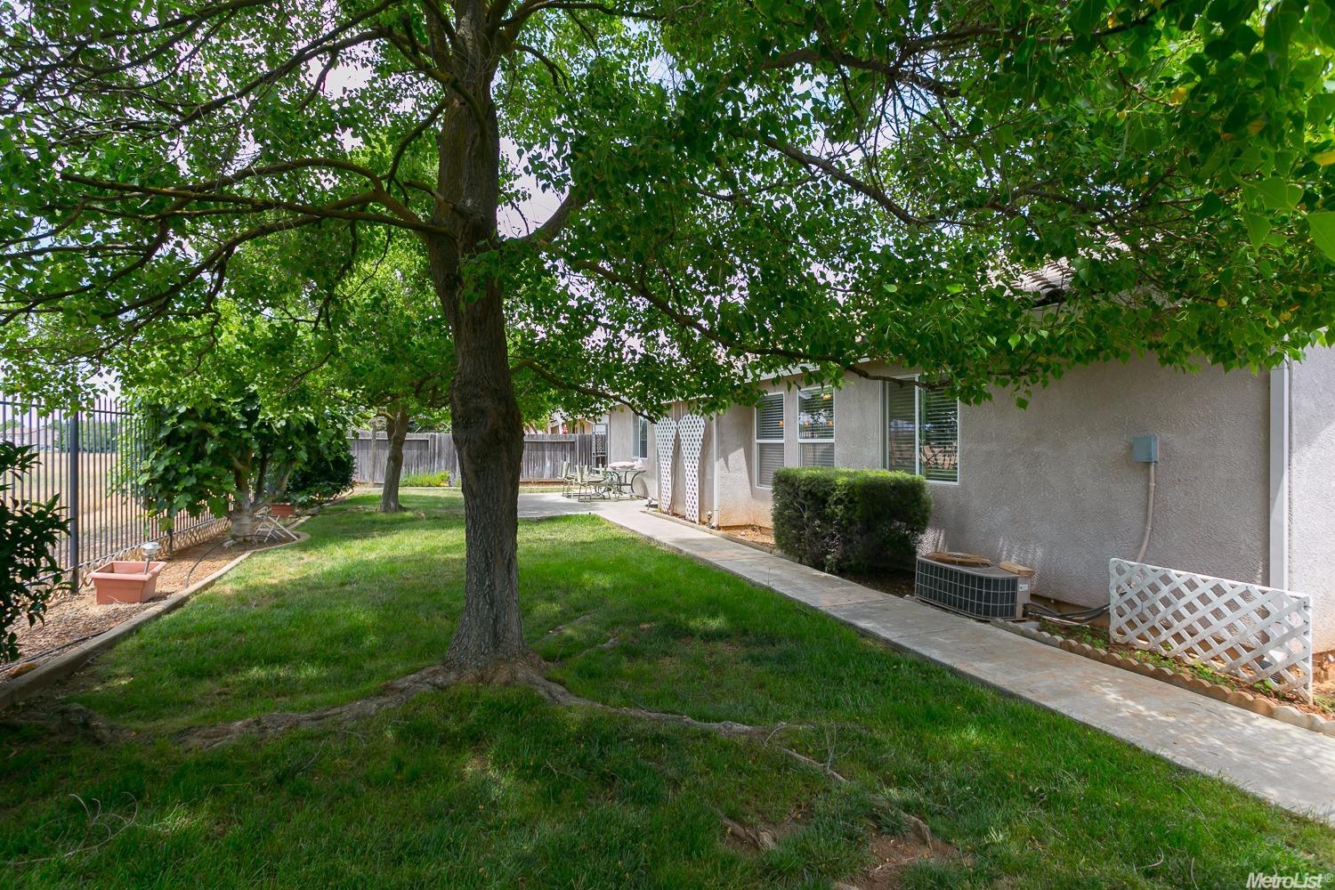 4456 Dusham Cir, Mather, CA 95655 photo 18