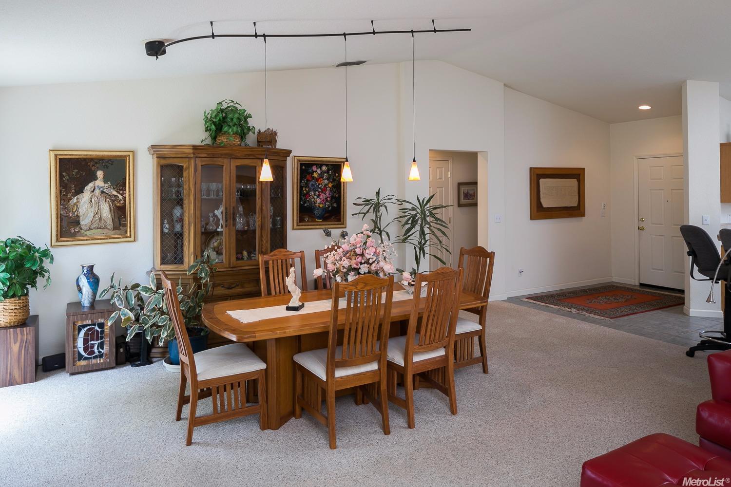 4456 Dusham Cir, Mather, CA 95655 photo 9