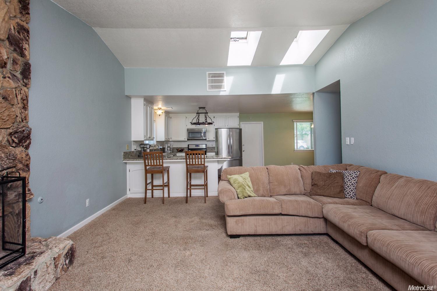3601 Carson Oak Dr, Modesto, CA 95355 photo 9