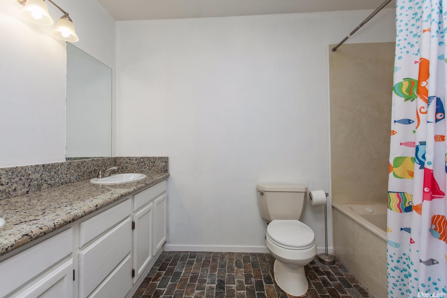 3601 Carson Oak Dr, Modesto, CA 95355 photo 18