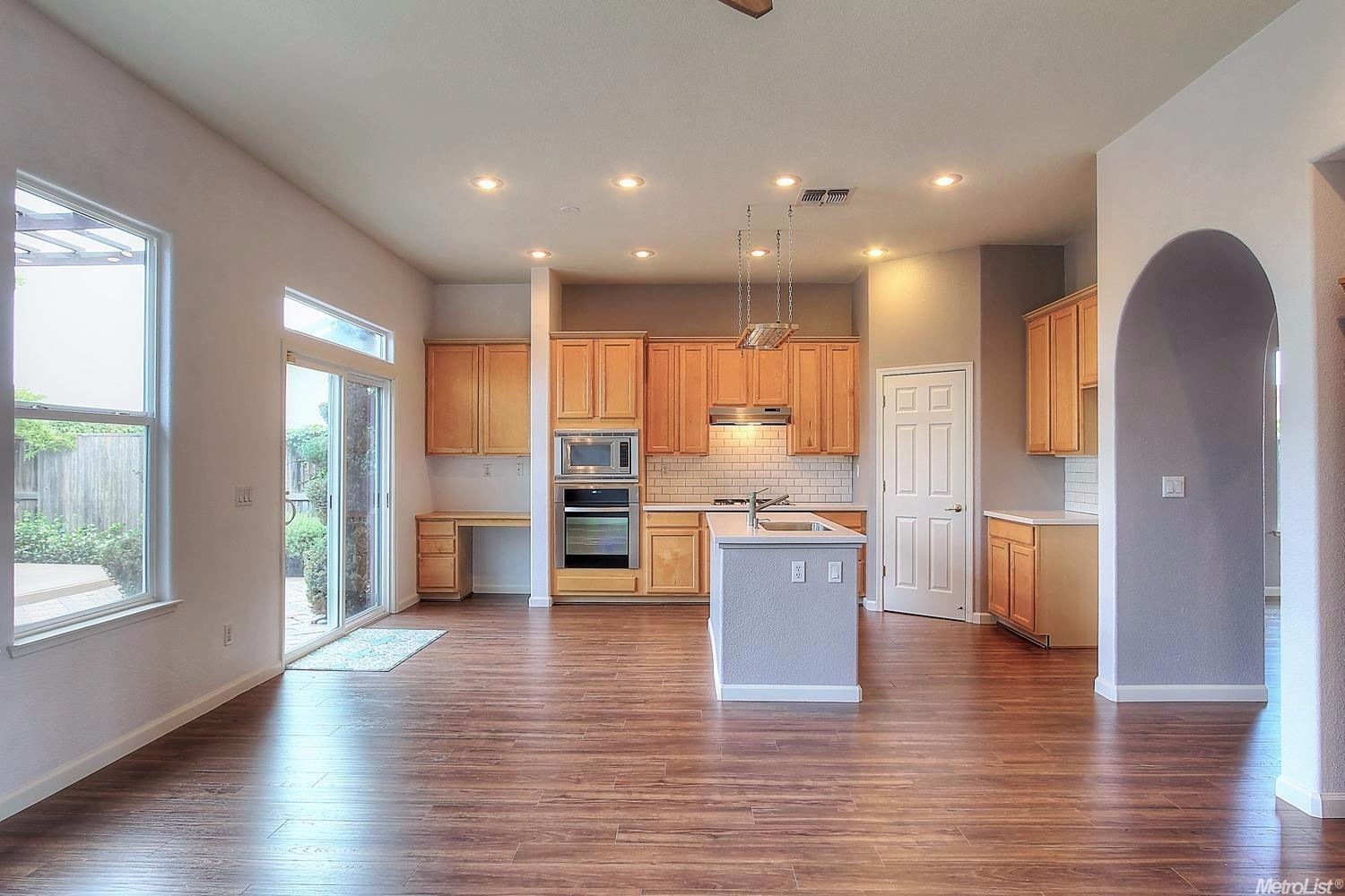 3008 Edgeview Dr, Modesto, CA 95355 photo 12