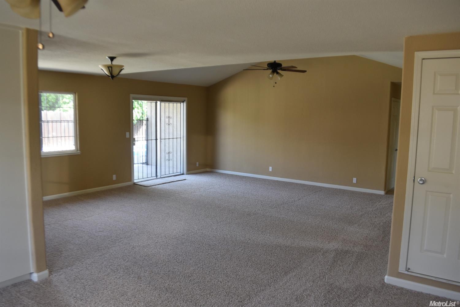 1144 Mountain Dew Ave, Manteca, CA 95336 photo 7