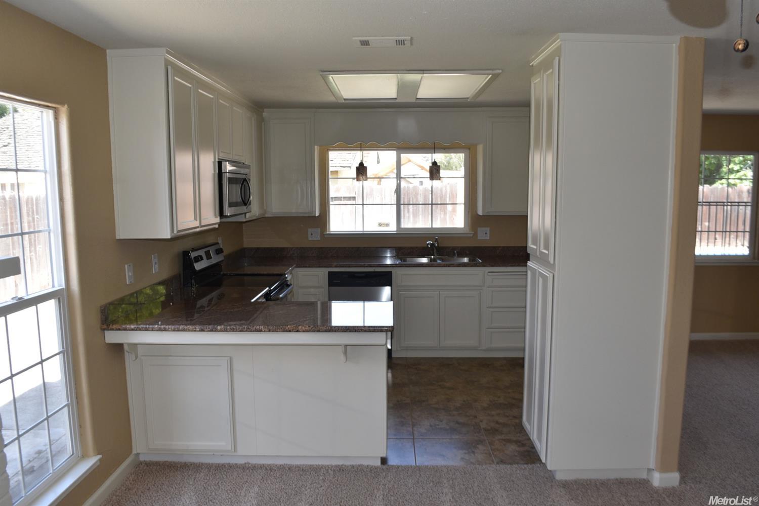1144 Mountain Dew Ave, Manteca, CA 95336 photo 4