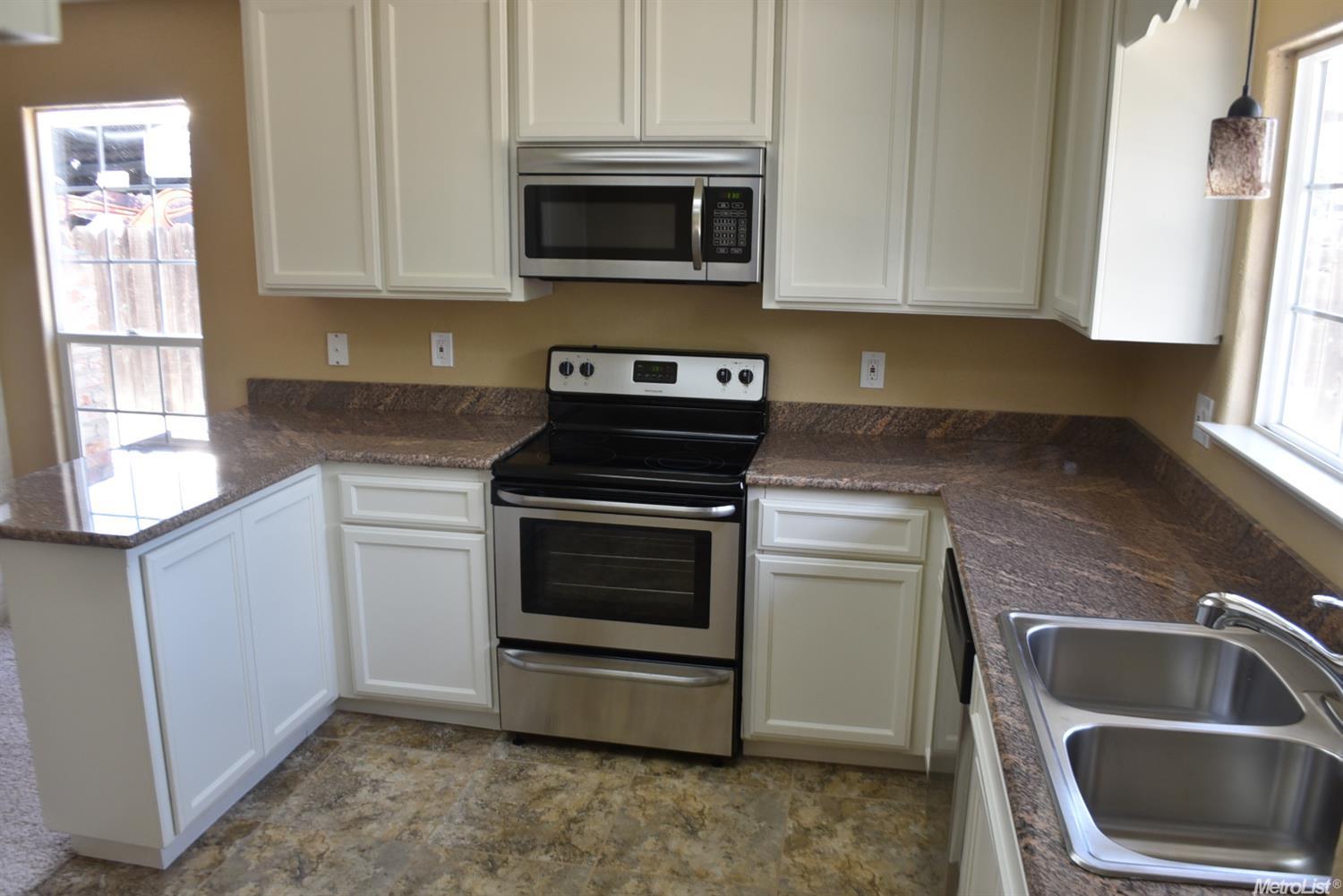1144 Mountain Dew Ave, Manteca, CA 95336 photo 5