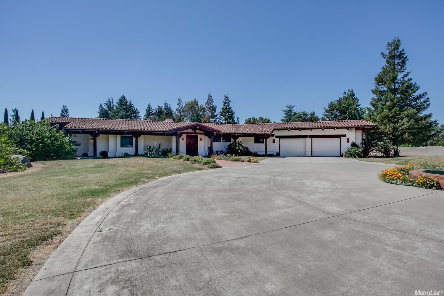 833 Ohio Ave, Modesto, CA 95358 photo 2