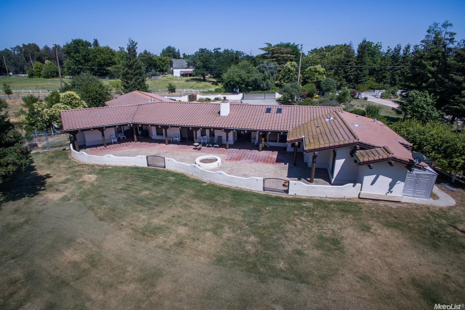 833 Ohio Ave, Modesto, CA 95358 photo 4