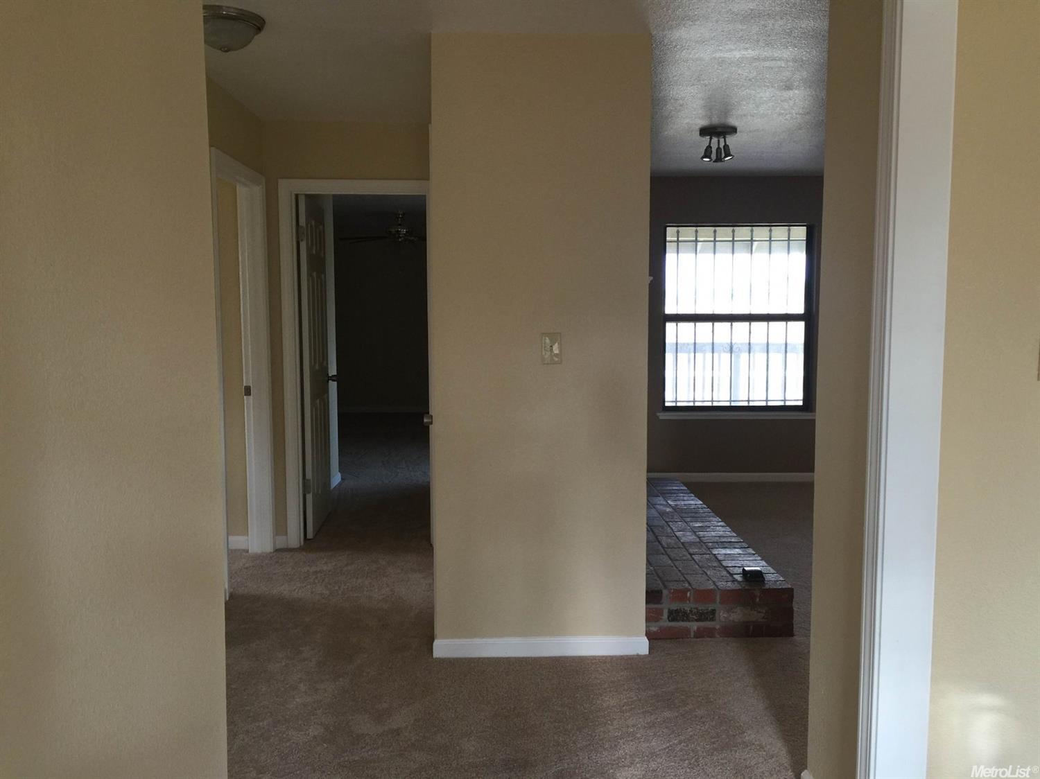 8040 Auburn Ave, Elverta, CA 95626 photo 2