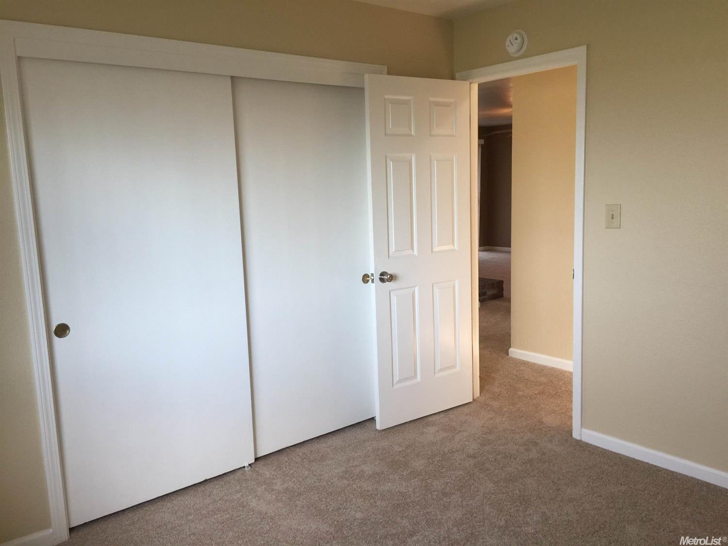8040 Auburn Ave, Elverta, CA 95626 photo 12