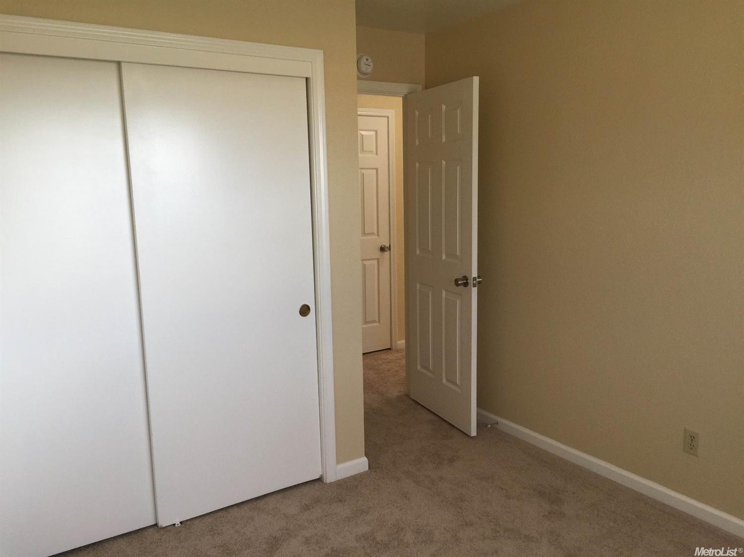 8040 Auburn Ave, Elverta, CA 95626 photo 13