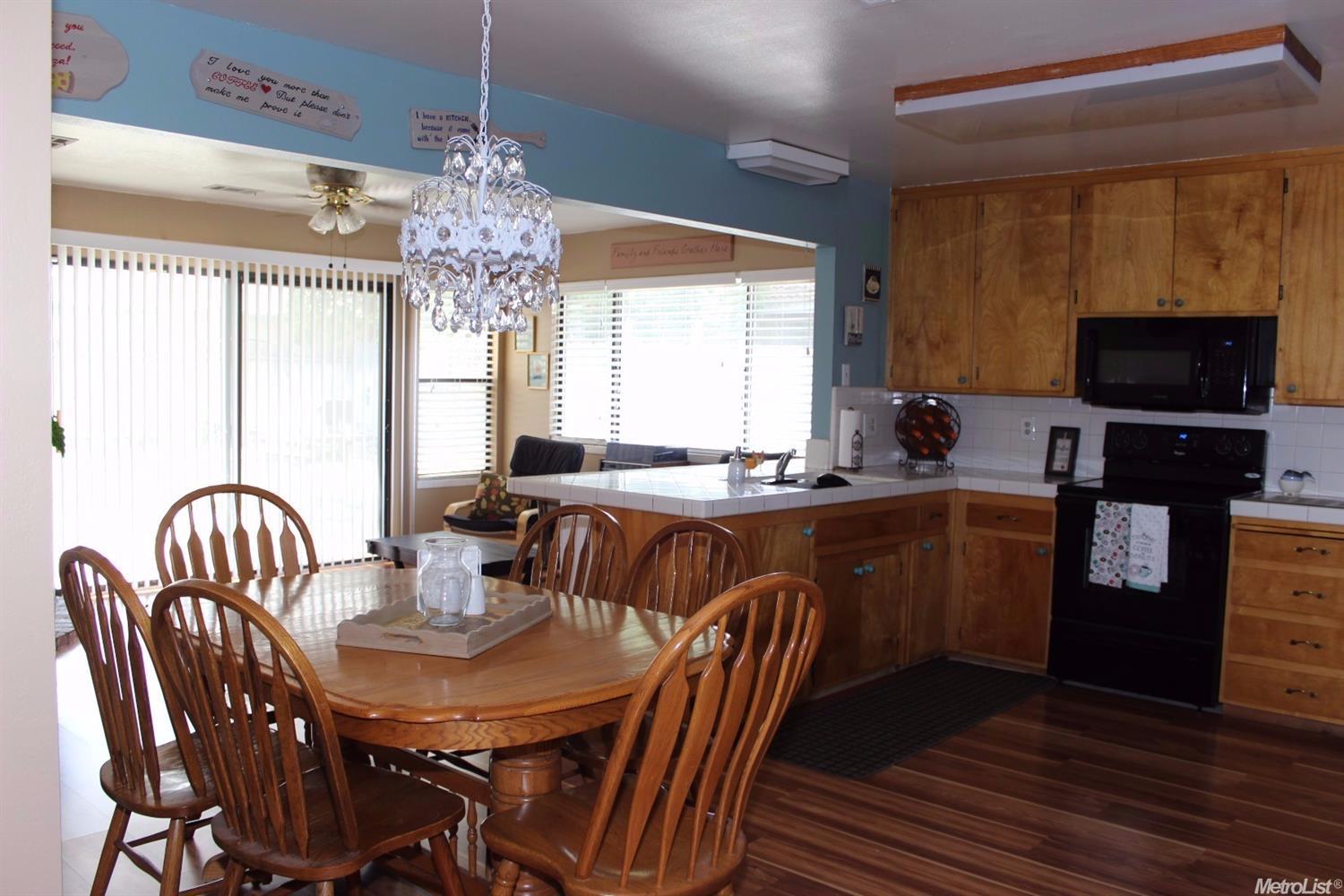 719 S Wilma Ave, Ripon, CA 95366 photo 5