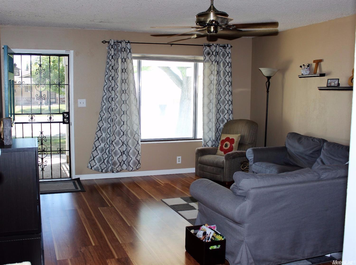 719 S Wilma Ave, Ripon, CA 95366 photo 3