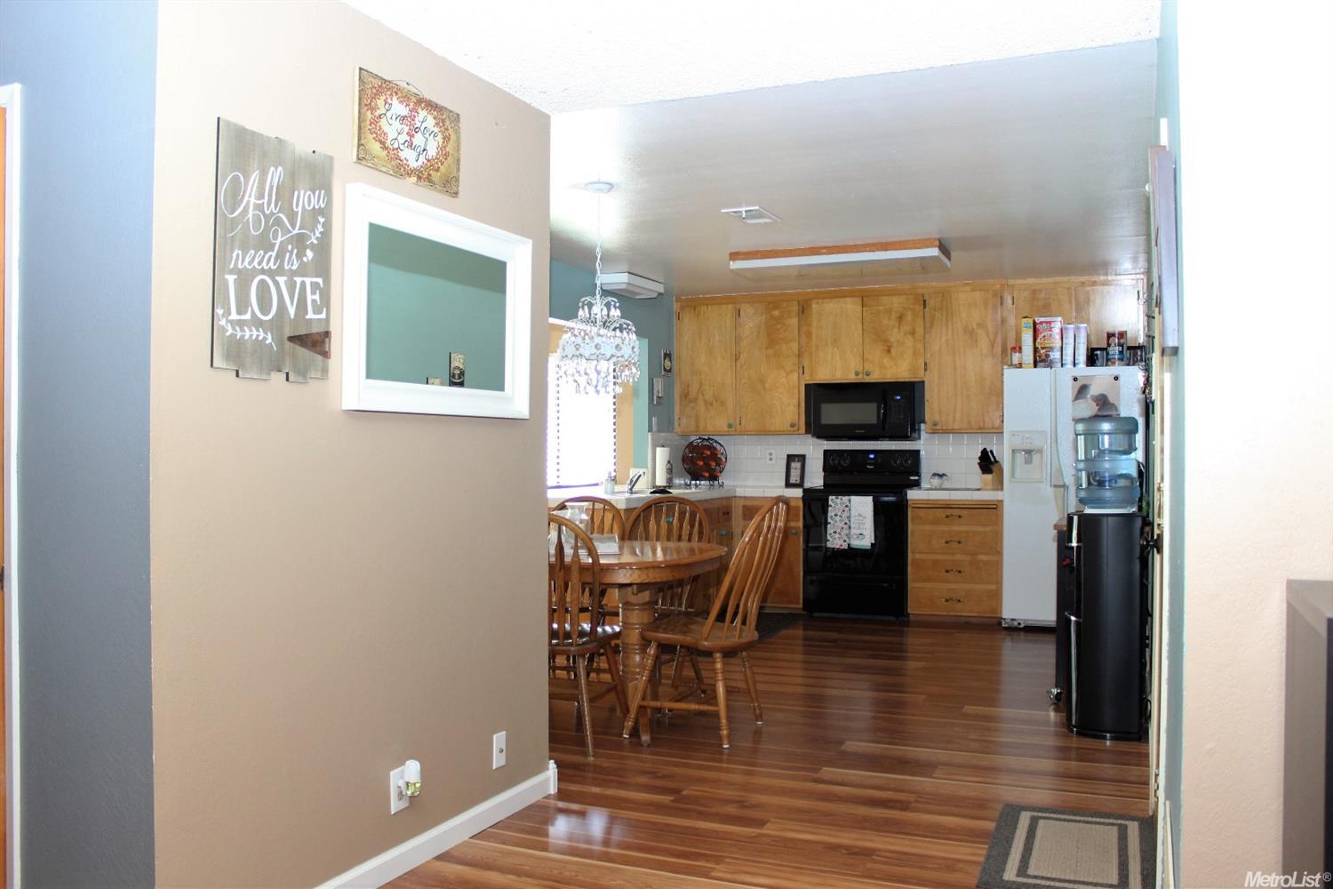 719 S Wilma Ave, Ripon, CA 95366 photo 4