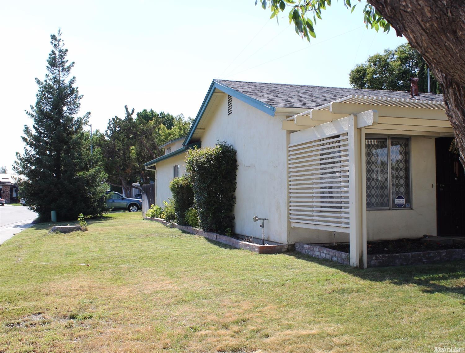 719 S Wilma Ave, Ripon, CA 95366 photo 17