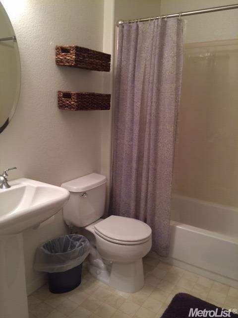 1360 Shady Ln #711, Turlock, CA 95382 photo 13