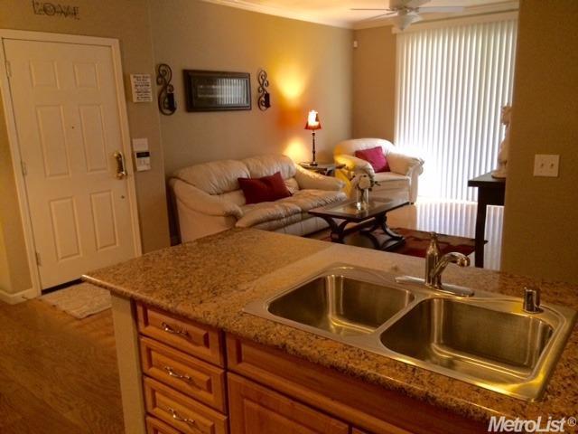 1360 Shady Ln #711, Turlock, CA 95382 photo 9