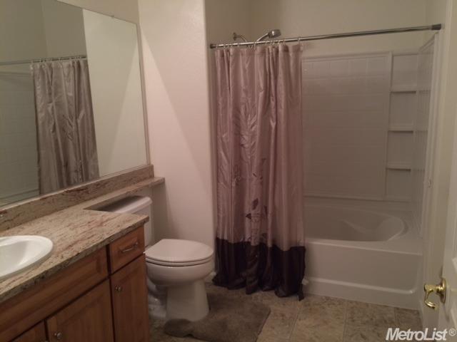 1360 Shady Ln #711, Turlock, CA 95382 photo 18