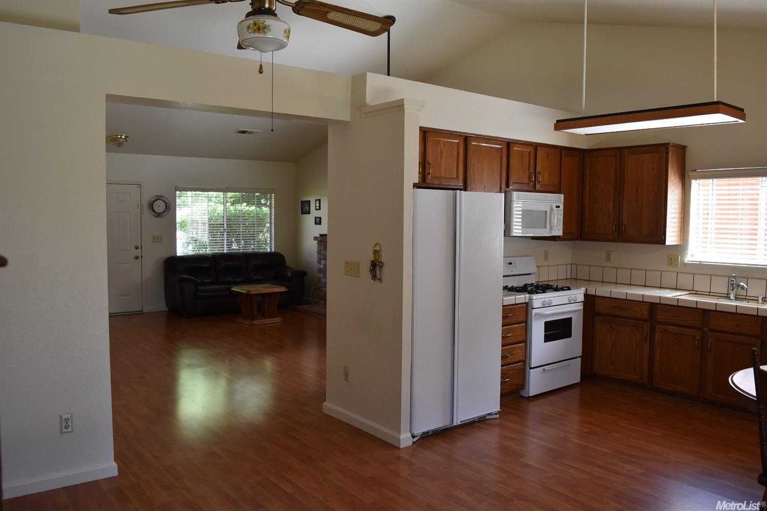 524 Wendy Ct, Modesto, CA 95356 photo 6