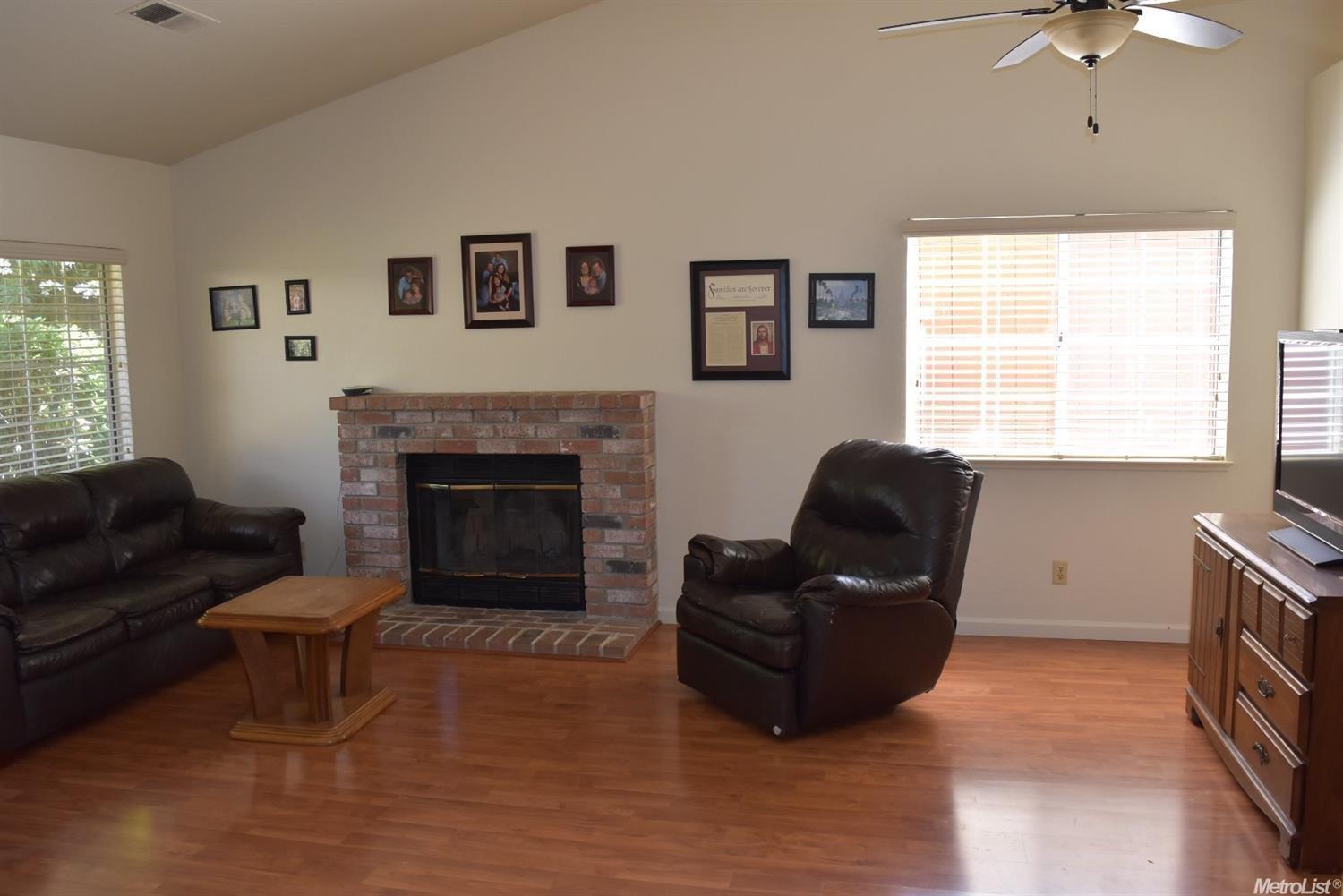 524 Wendy Ct, Modesto, CA 95356 photo 4