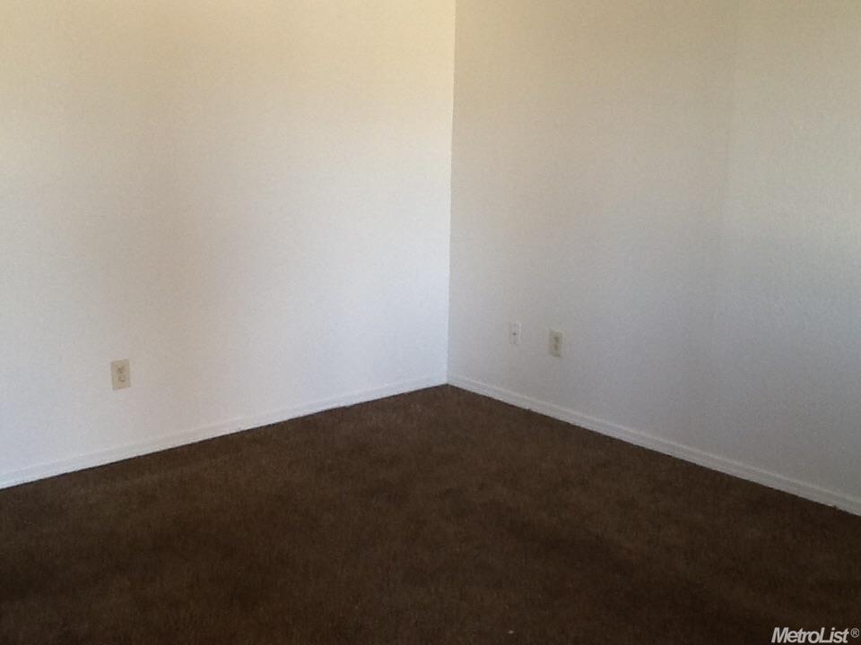 616 Mayfair Ave, Modesto, CA 95357 photo 4