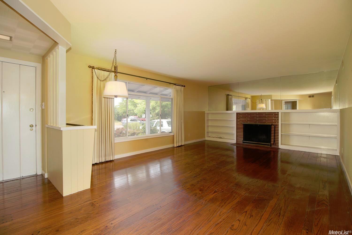 4711 Loch Lomond Dr, Carmichael, CA 95608 photo 3