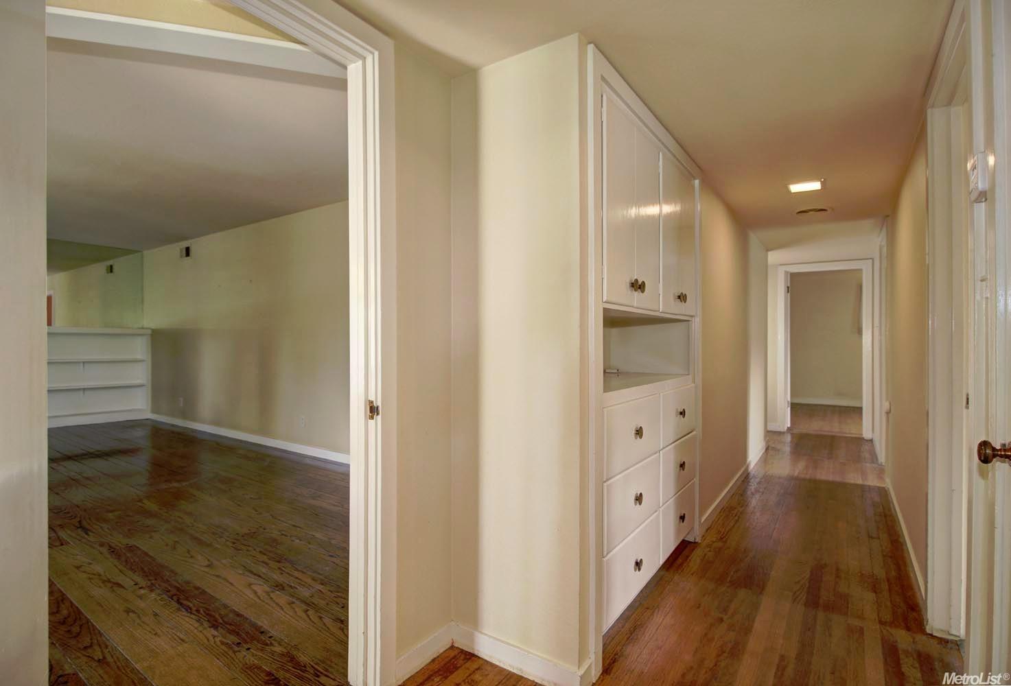 4711 Loch Lomond Dr, Carmichael, CA 95608 photo 9