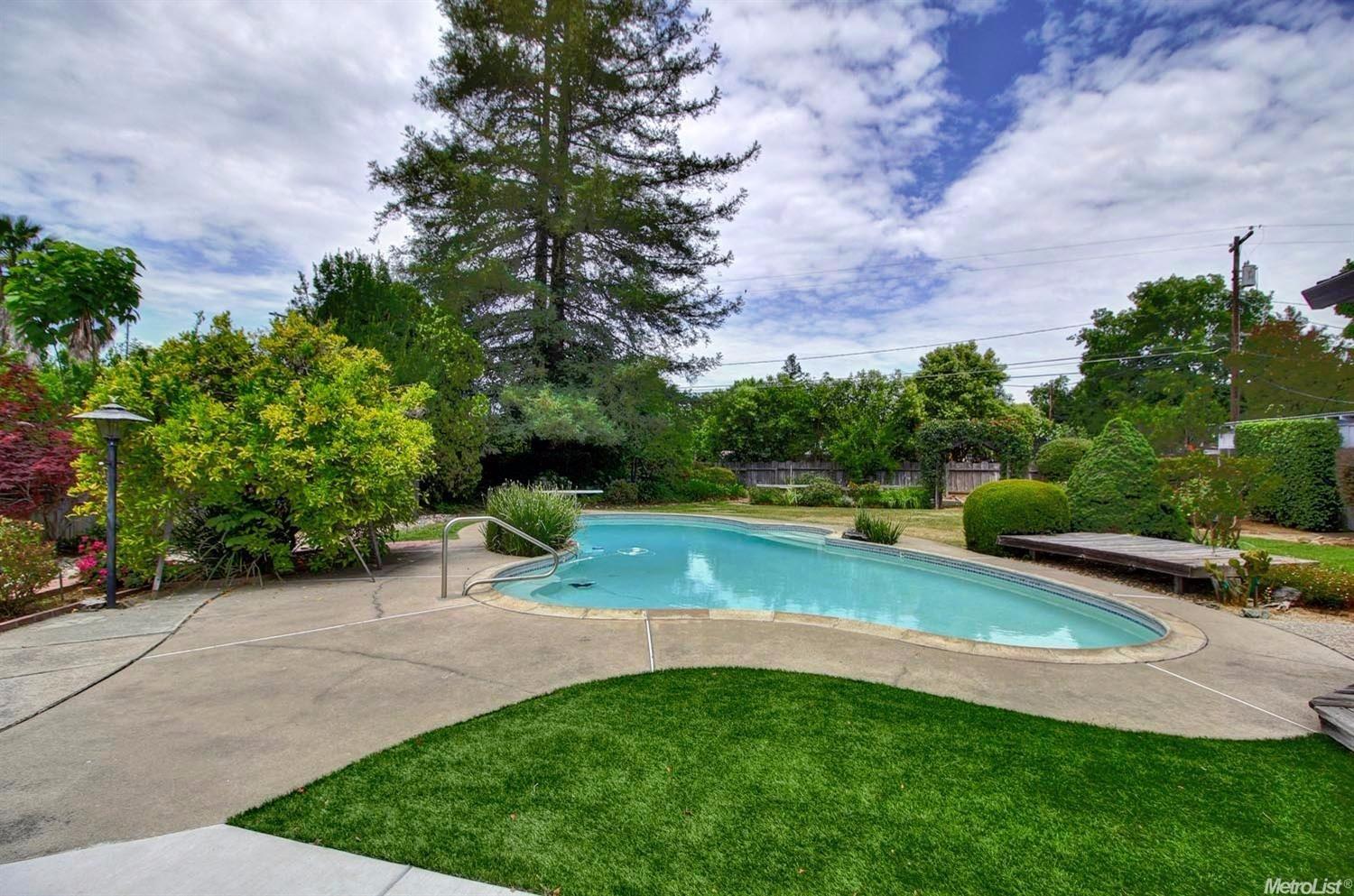 4711 Loch Lomond Dr, Carmichael, CA 95608 photo 20
