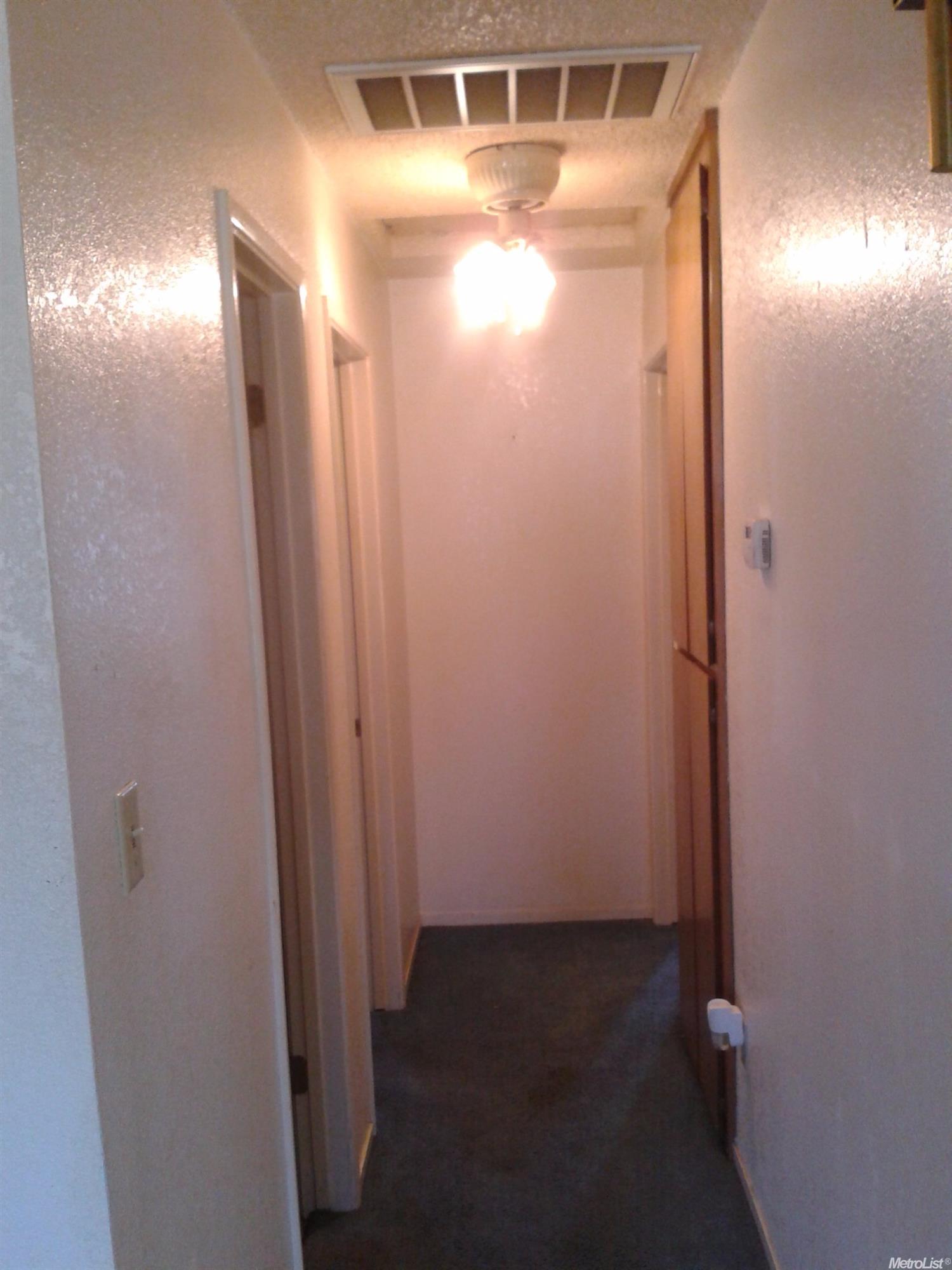 642 E Galin Rd, French Camp, CA 95231 photo 8