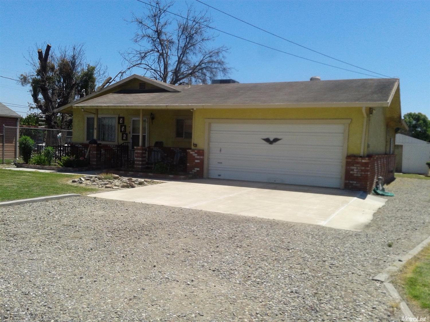 642 E Galin Rd, French Camp, CA 95231 photo 2