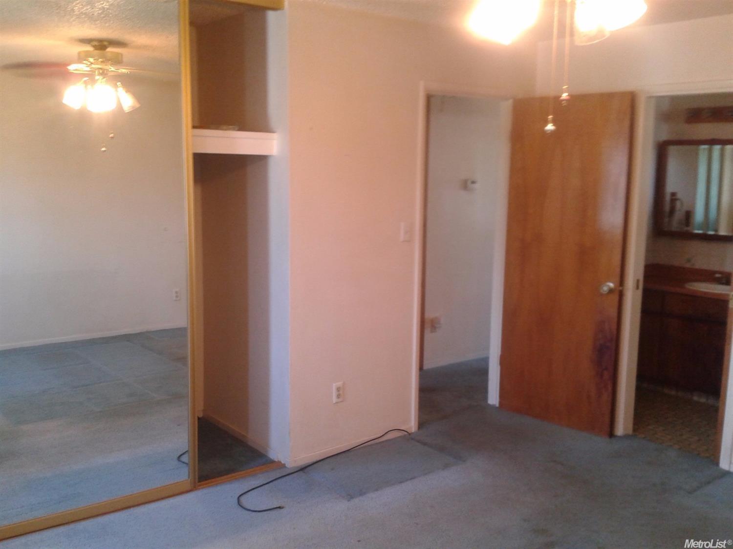 642 E Galin Rd, French Camp, CA 95231 photo 10