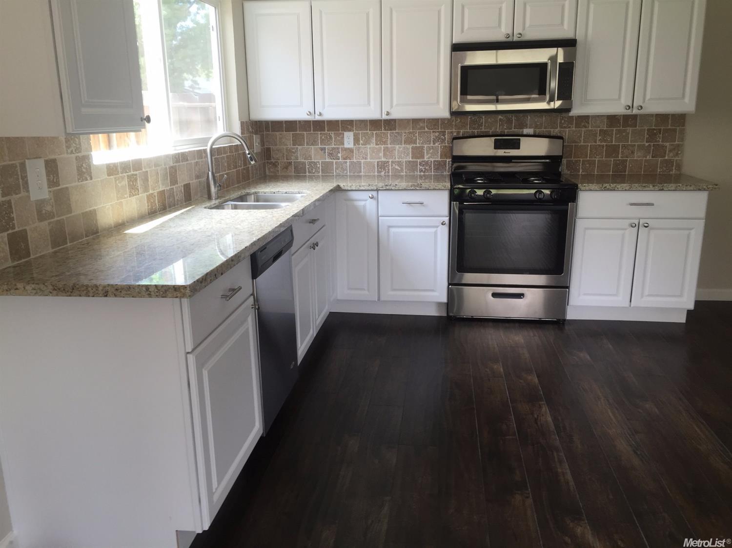 2016 Monte Carlo Ct, Modesto, CA 95350 photo 4