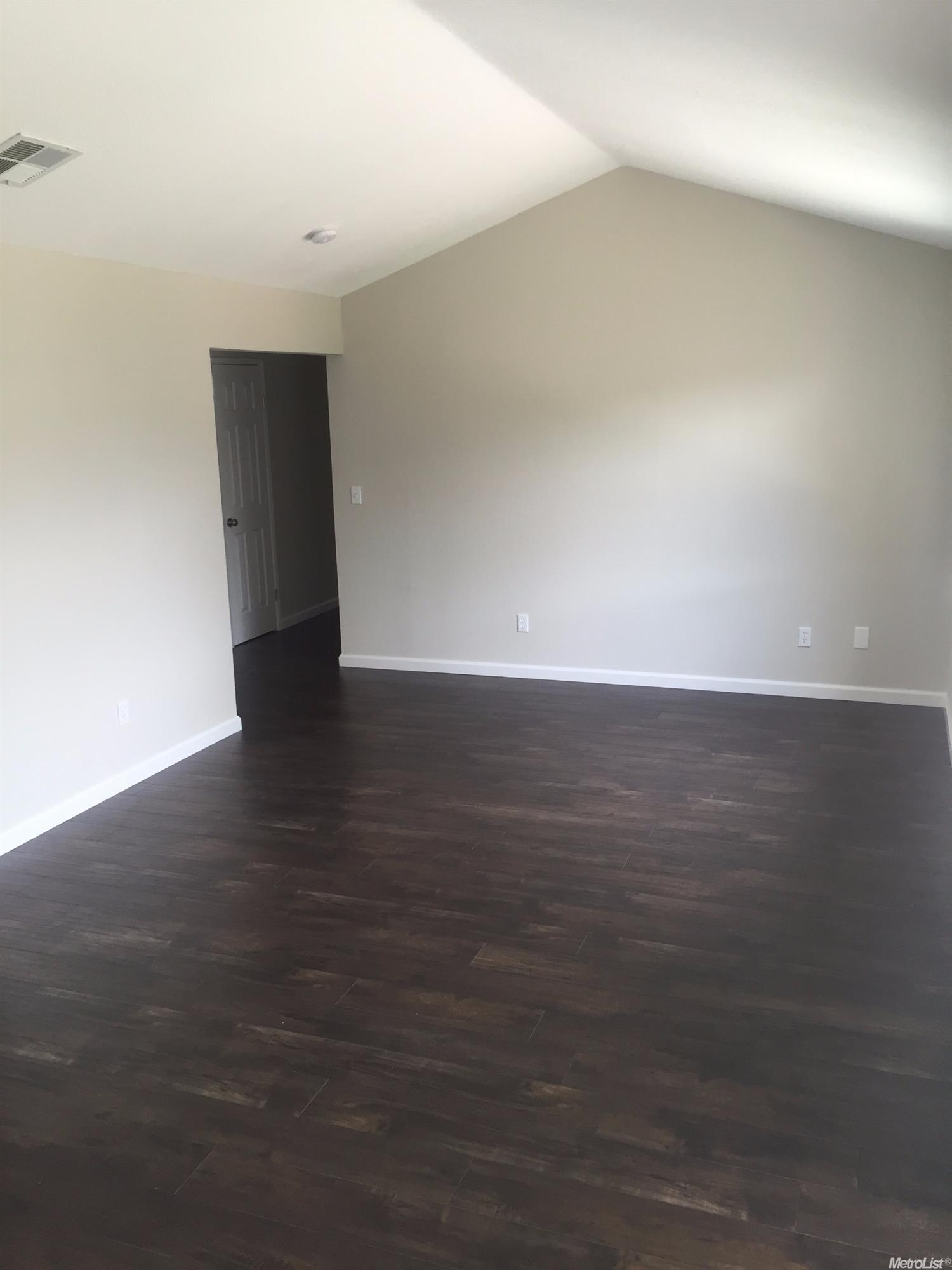 2016 Monte Carlo Ct, Modesto, CA 95350 photo 3