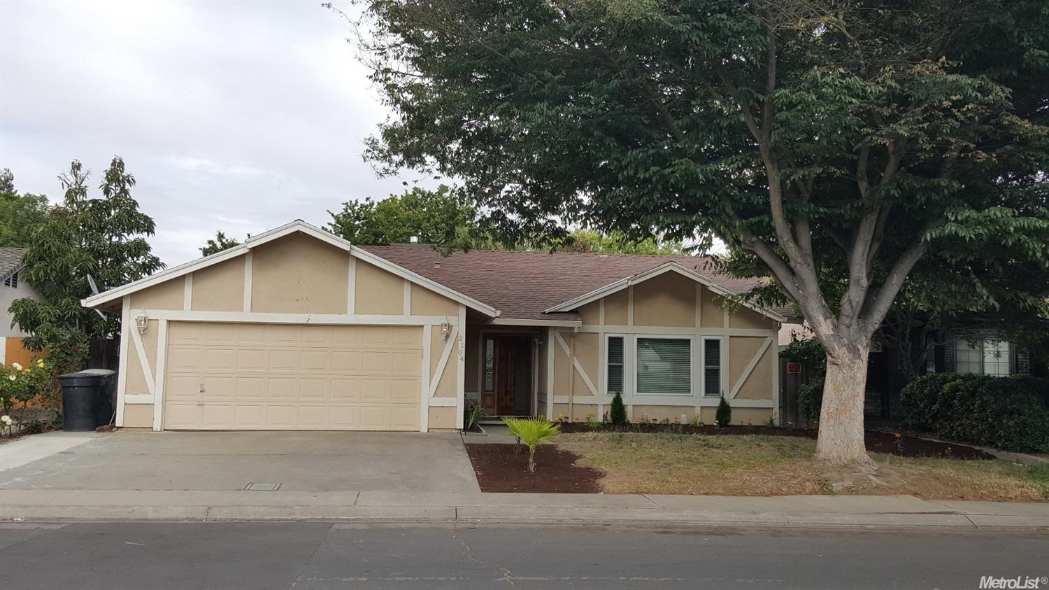 2104 Mather Dr, Modesto, CA 95350 photo 1