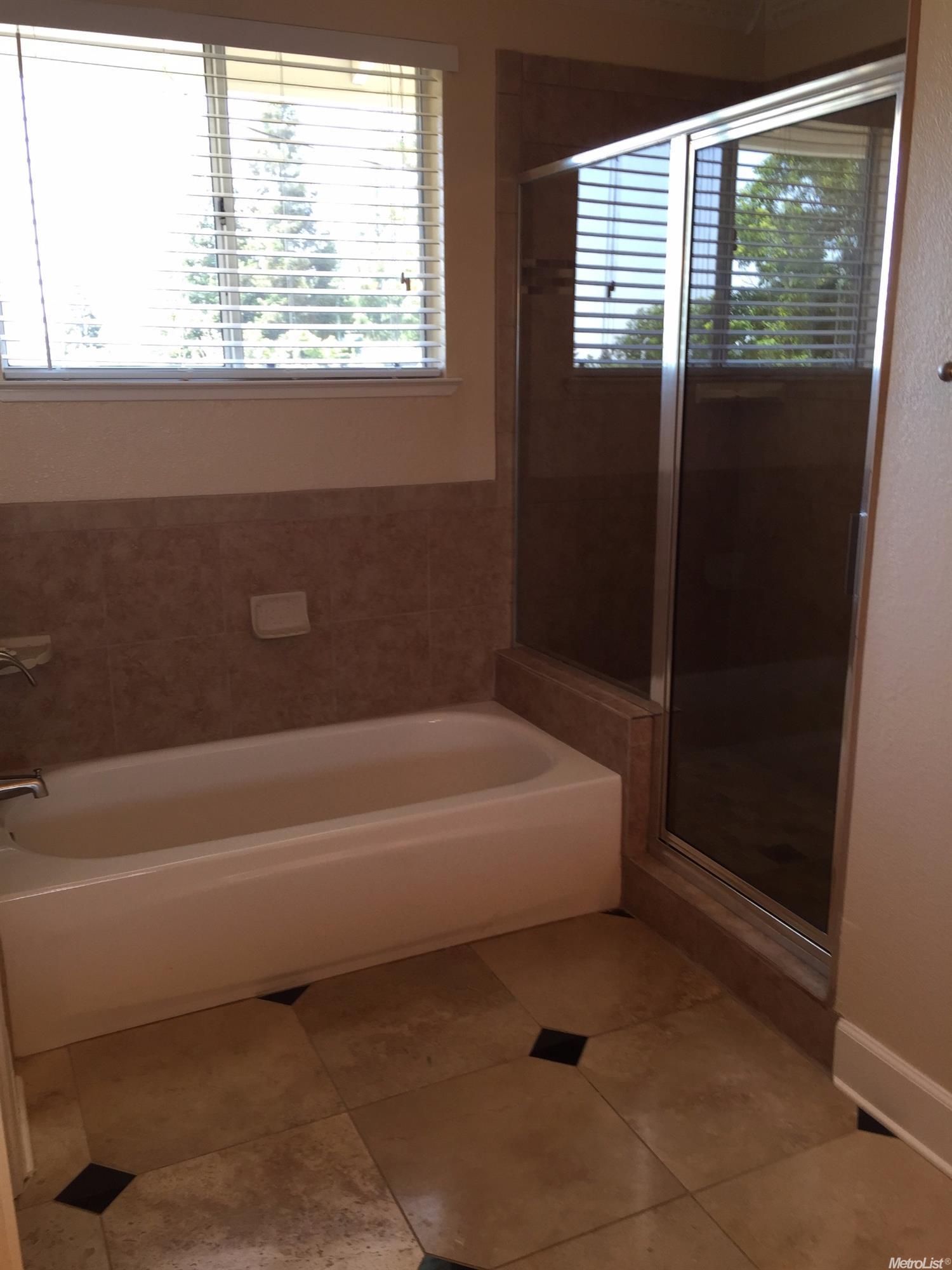 3425 Cobblestone Dr, Rocklin, CA 95765 photo 14