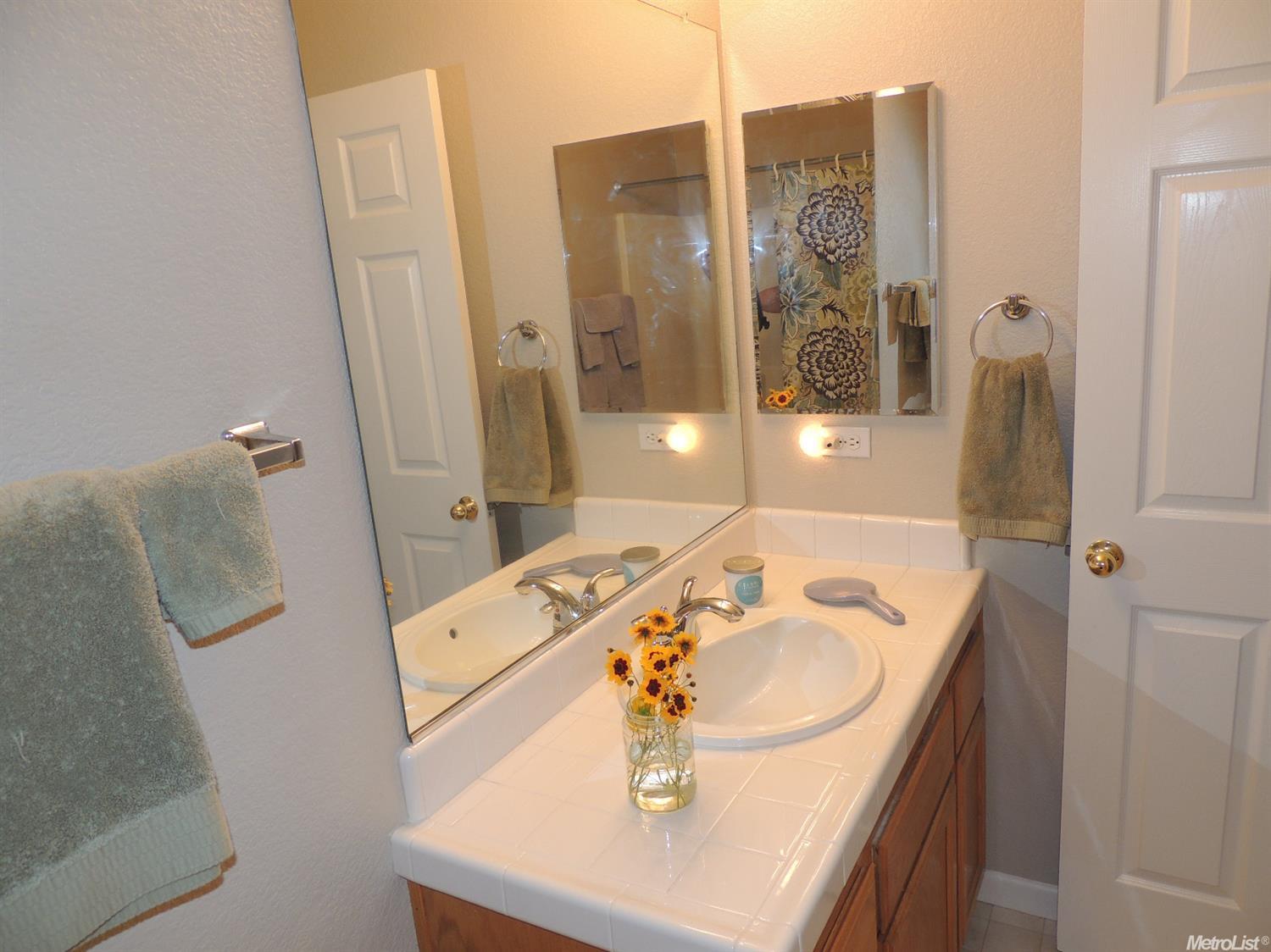 7855 Firestone Way, Antelope, CA 95843 photo 16