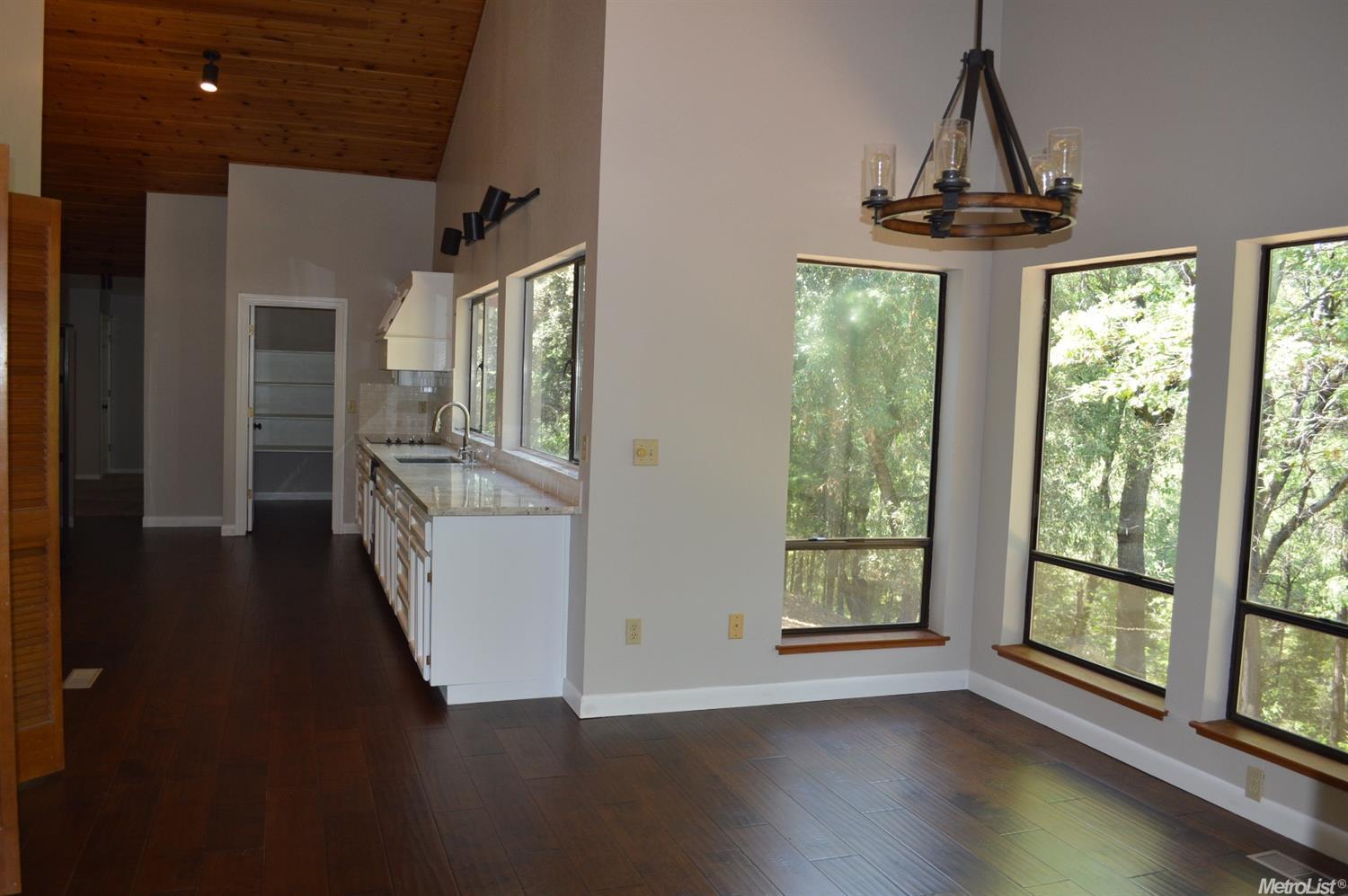 710 Hawthorne Rd, Colfax, CA 95713 photo 5