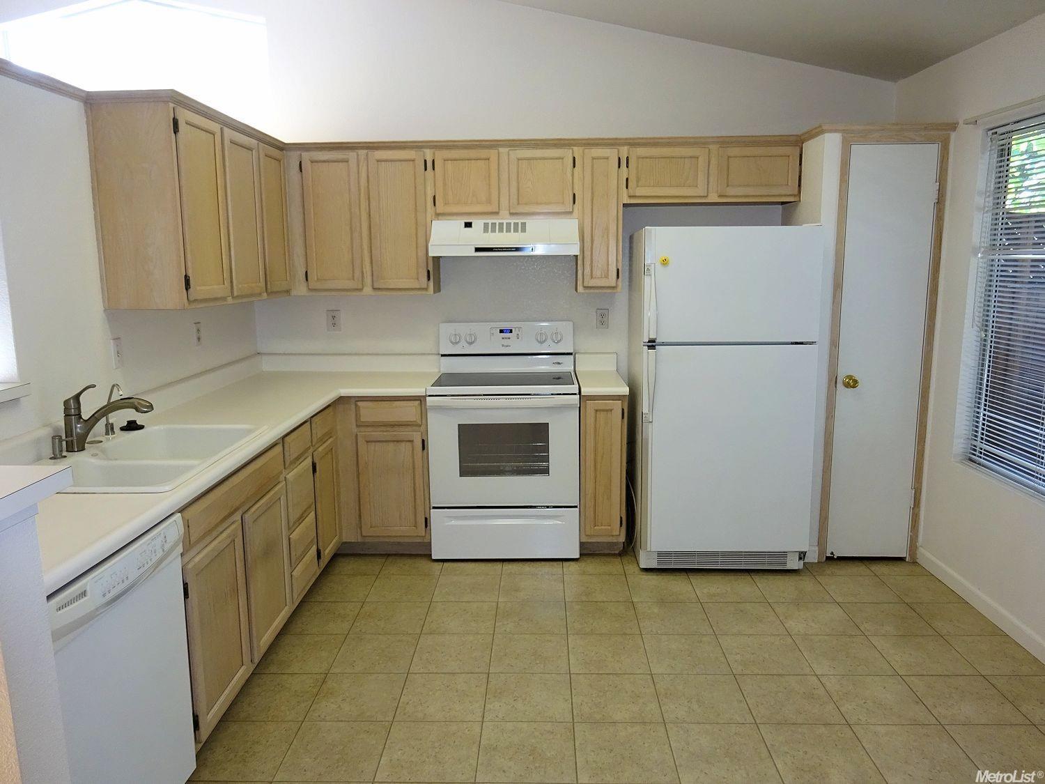 3540 Asheboro Ln, Modesto, CA 95357 photo 9